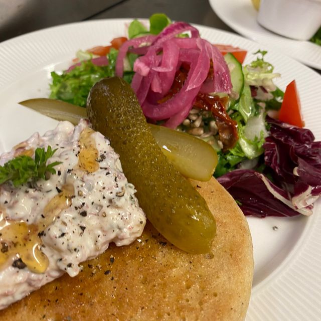 bistro veera blinit
